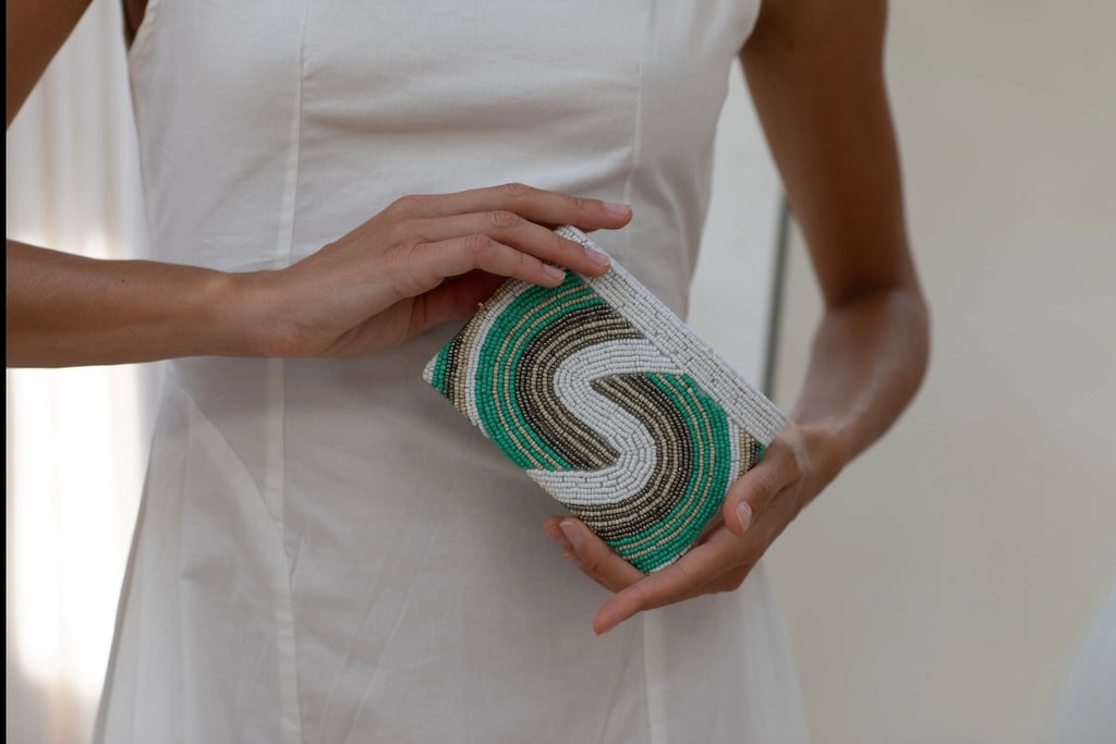 Ava beaded coin purse-Pash + Evolve-*Glass beads *Fully lined inside *Coin purse *14x9.5 cm-Pash + Evolve