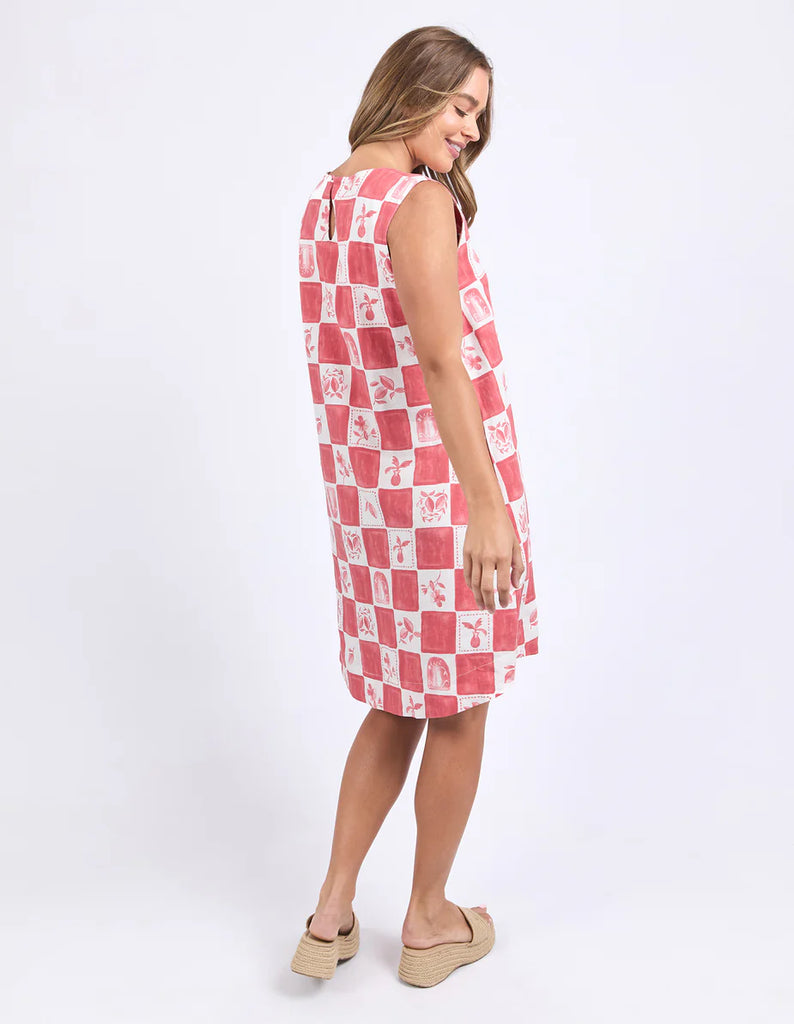 Biarittz Dress - Crimson Print-Foxwood-Breathe in those Italian vibes with the Biarritz Dress. Featuring a relaxed fit and a chic back button with keyhole opening, this dress showcases an exclusive Foxwood yardage print that brings effortless Mediterranean style to your wardrobe. Perfect for easy days with a touch of sunshine. Foxwood exclusive yardage print Back button and keyhole opening Relaxed fit 55% Linen 45% Viscose Model is wearing a size 10-Pash + Evolve