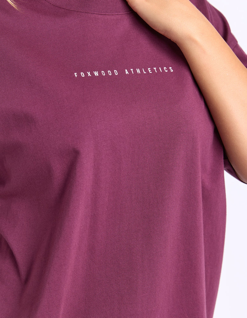 Captain tee - Plum-Foxwood-The ultimate in relaxed fit tshirts. The new Captain Tee features a classic round neckline, oversized fit and small chest print. Oversized fit Small chest print Round Neckline 100% Cotton Our model is 176cm and wears Size 10-Pash + Evolve
