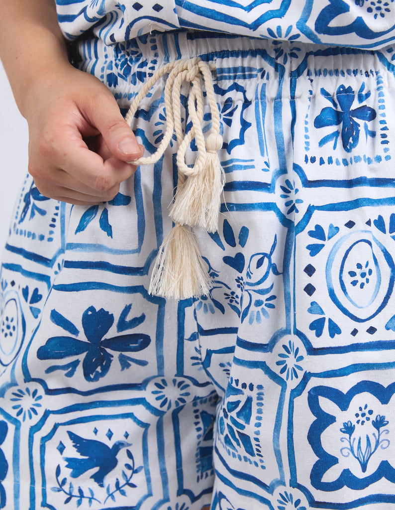 Dolce Short Ocean - Tile Print-Elm-Relaxed and effortless, the dolce tile short is crafted with elastic waist, relaxed fit, and exclusive print . Style it your way for an effortless look that works for any day of the week. Elastic Waist Relaxed fit Exclusive print Linen Viscose Model is 171cm and wears Size 10-Pash + Evolve