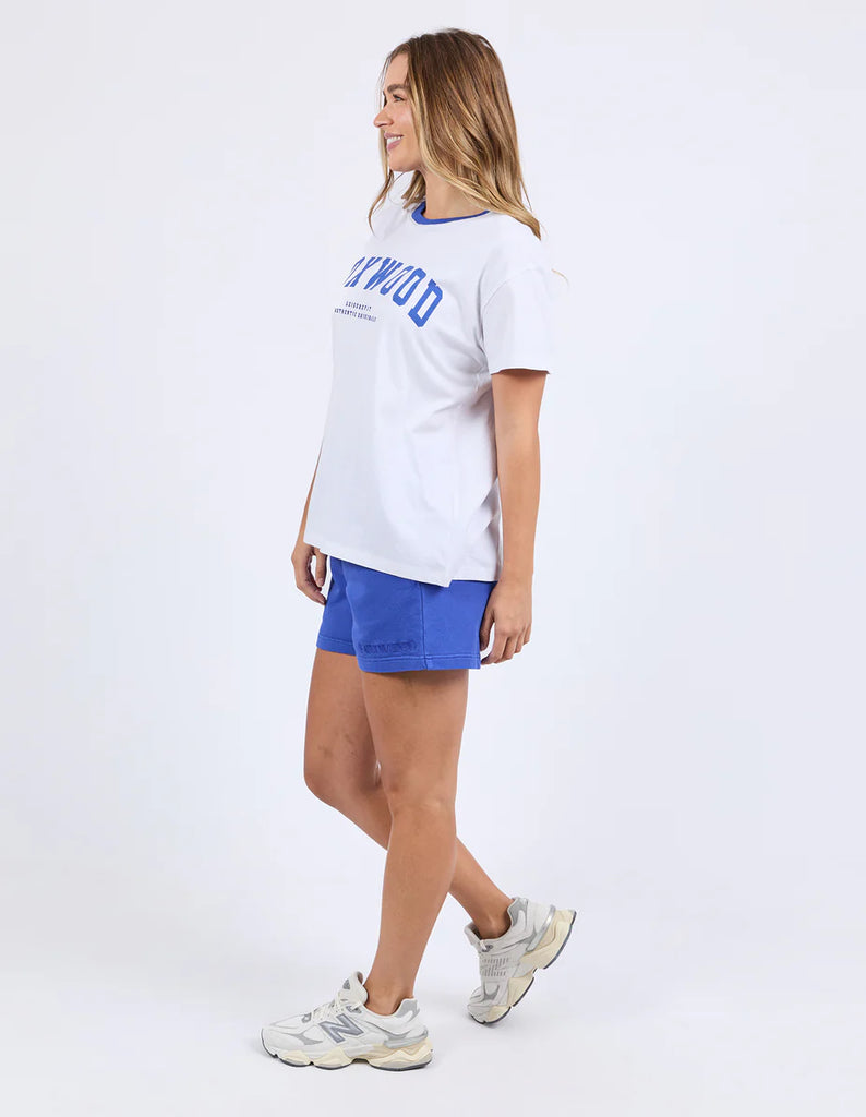Elude Tee - White-Foxwood-Old-school cool with a fresh twist. The Elude Tee features an exclusive collegiate-style print, contrast neckband, and an oversized fit for that true retro feel. Part of our Leisurefit range, it’s made for keeping things relaxed and bold. Foxwood exclusive front chest print Contrast neckband Oversized fit 100% Cotton Model is wearing a size 10-Pash + Evolve