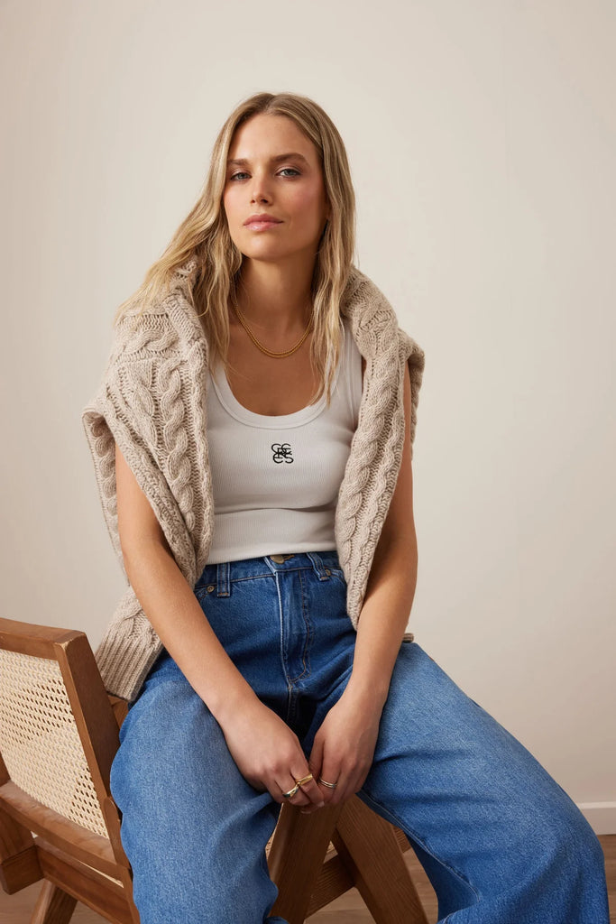 Zoe Contour Rib Scoop Tank - White