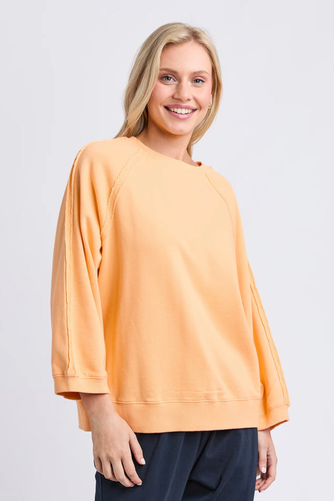 Nessa sweat - peach