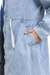 Kingston longline anorak - light blue-Foxwood-The Kingston Longline Anorak is the ultimate all-rounder for the season. With a flattering internal waist cord, you can cinch it in for a more defined shape or leave it loose for a relaxed, casual vibe. Its longer length adds a fresh twist, offering extra coverage while keeping things effortlessly cool. 100% Cotton-Pash + Evolve