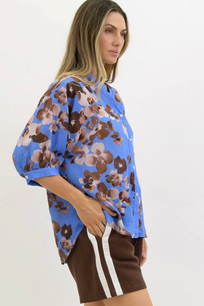 Nikola shirt - blue floral-Pash + Evolve-* Button up front & back * Short sleeves * hi-low hemline * 100% Linen-Pash + Evolve