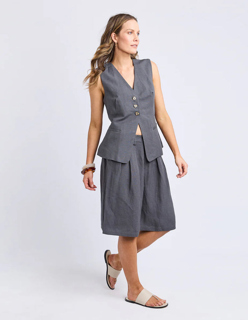 Peyton vest - charcoal-Foxwood-Add a touch of laid-back cool with the Peyton Vest. Crafted from a breezy linen blend, it features a flattering V neckline, three front buttons, and chic faux pockets for effortless style. Perfect for layering and taking your look to the next level. Front placket opening Faux welt pockets Relaxed fit 55% Linen 45% Viscose Model is wearing a size 10-Pash + Evolve