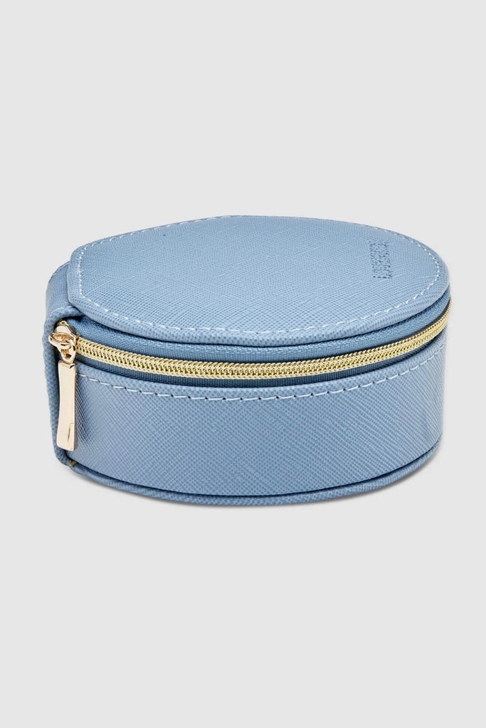 Sisco jewellery box - cloudy blue-Louenhide-The Louenhide Sisco Cloudy Blue Jewellery box is a gorgeous travel case ideal for storing your precious gems. Organise your essential items easily with three ring rolls, two compartments, an elasticated slip pocket and a press stud tab for earrings. Structured and protected, this affordable jewellery case will be your new travel companion. Internal Features 3 Ring Rolls, Press Stud Earring Band, Elastic Slip Pocket, 2 Compartments Internal Lining Polyester Recycle