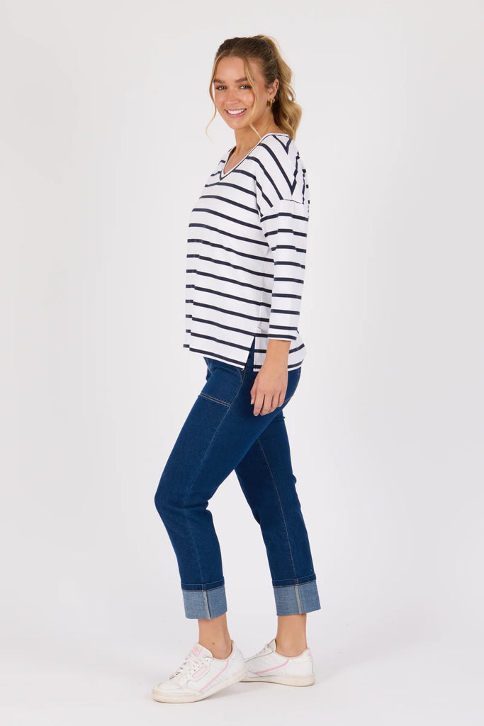 V-Neck 3/4 Sleeve Top - White/Navy Stripe-One Ten Willow-Rounded V- Neck Straight Hemline Side Hem Split Detail 3/4 Sleeve Length Material: 95% Cotton 5% Elastane Model is 176cm (Size 8-10) and wears our size Small-Pash + Evolve