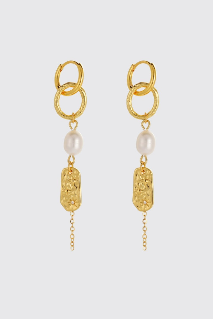 Amara drop earring - gold-Zarla-A layered drop earring combining sculptural links, soft pearls, and textured detailing. Light-catching and fluid, it brings a warm, sunlit feel with an effortless, coastal edge. Feminine, elevated, and designed to stand out with ease. *18K Gold Plated Solid Brass Base *Water proof: Can be worn in the ocean or pool-Pash + Evolve