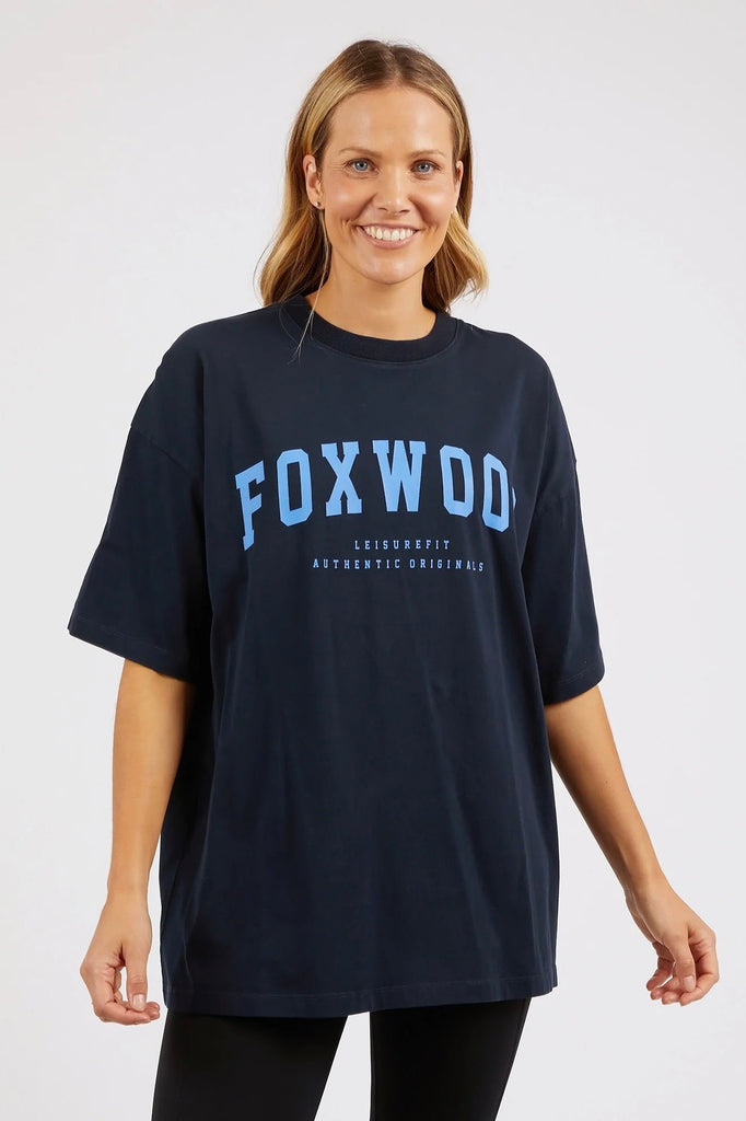 Authentic Originals Tee - Navy-Foxwood-Heritage chic, the Authentic Tee is a classic 100% cotton oversized tee. Round neckline Front chest print Oversized fit 100% Cotton Model is 176cm and wears Size 8-10-Pash + Evolve