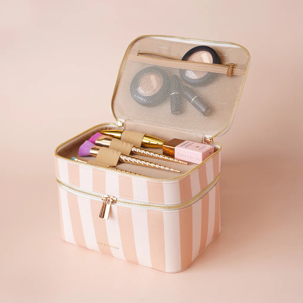 Corsica Vanity Case-Fox & Fallow-Say hello to your new bestie - the Fox & Fallow 'Classic' Vanity Case! She’ll get you organised and keep you organised, whipping your skincare and makeup routine into shape. Not just for travel, it's the perfect bag for everyday! • Vanity Case: 24 x 16.5 x 17.5cm.• Box: 26 x 20 x 20cm.• Pebble vegan leather with a tan lining.• Dual layer with elastic loops.• Internal zip pocket.• Gold hardware.• Two handles and two zippers for easy access.• Bonus removable clear bag.• Max. w