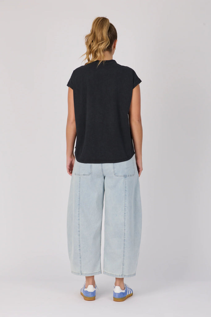 Half Collar Tee - Black Falling Hearts-One Ten Willow-The Half Collar Tee in Black Falling Hearts is crafted from a soft cotton blend for easy everyday wear. Featuring a relaxed fit with a round neckline, short sleeves, and a half-collar detail for a modern touch, this tee combines casual comfort with subtle style. Fabric: 80% COTTON, 15% POLYESTER, 5% ELASTANE – soft with a gentle stretchFit: Relaxed fit. Our model is 176cm tall (size 8–10) and wears a size small.Designed in Geelong, Victoria — proudly cre