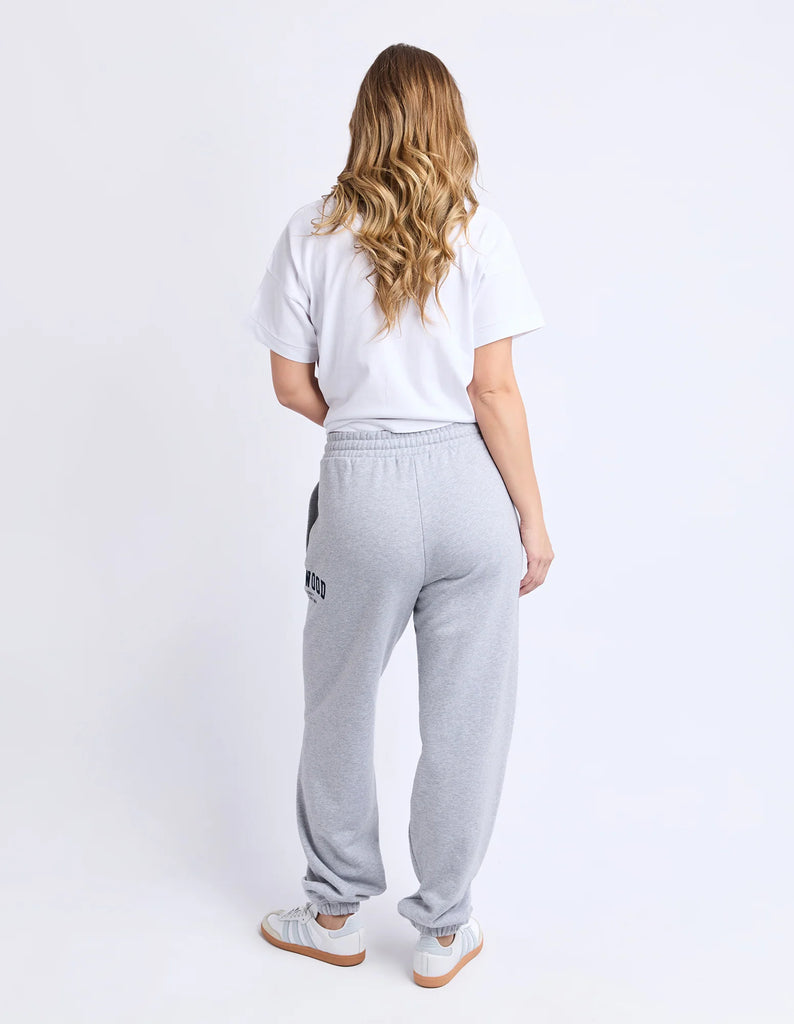 Intention trackpant - grey marle/navy-Foxwood-Your off-duty uniform just got an upgrade. The Intention Trackpant pairs a relaxed fit with soft cotton comfort, finished with a drawcord waist and elastic cuffs for that easy, pulled-together feel. The Foxwood side leg print adds a sporty edge, making them perfect for everything from slow mornings to weekend errands. Foxwood exclusive side leg artwork Elastic waist with drawcord Elastic cuff 100% Cotton Our model is 176cm and wears Size 10-Pash + Evolve