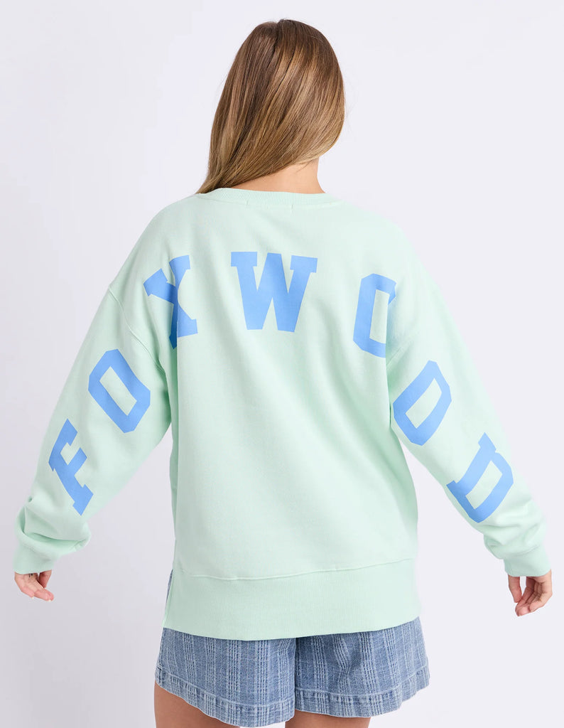 Interval crew - mint/blue bell-Foxwood-The Interval Crew is our designers new favourite this season. Featuring all the classic heritage of Foxwood LeisureFit fleece this relaxed fitting crew sports a oversized print along the back shoulders and is both comfortable and cool. Front chest print Large back & sleeve print Oversized fit 100% Cotton Our model is 176cm and wears Size 10-Pash + Evolve