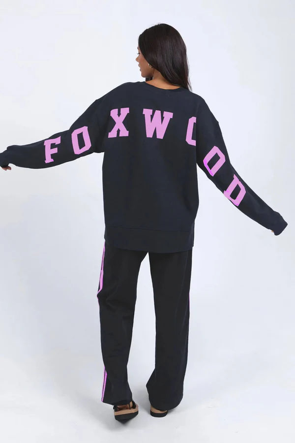 Interval crew - navy/neon pink-Foxwood-The Interval Crew is our designers new favourite this season. Featuring all the classic heritage of Foxwood LeisureFit fleece this relaxed fitting crew sports a oversized print along the back shoulders and is both comfortable and cool. Front Chest Print Large Back & Sleeve Print Relaxed Fit 100% Cotton Model is 176cm and wears size 10-Pash + Evolve