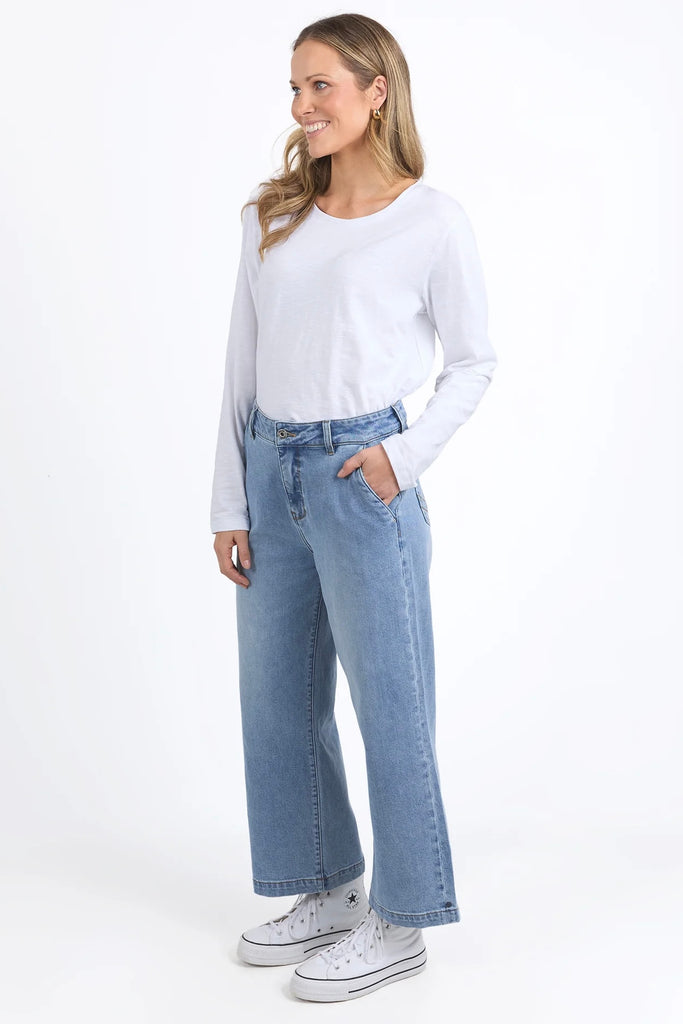 Izzy Wide Leg Jean - Vintage Blue Wash-Elm-The Izzy Wide Leg Jean is casual and fun. made from dark-blue stretch denim these jeans feature a wide leg, front & back pockets and a high rise. these will be your favourite jean from weekday to weekend! Fitted Waist High Rise Full Length Stretch Denim-Pash + Evolve