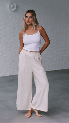 Patch Pocket Wide Leg Jean - Dark Blue