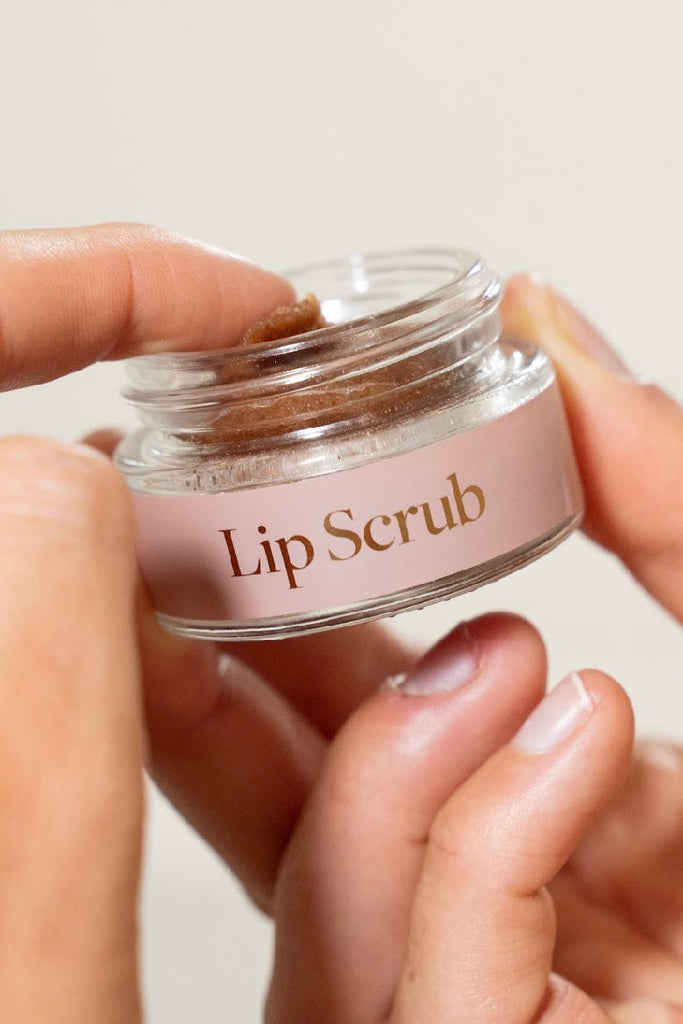Lip Scrub-Pash + Evolve-Remove dry, flakey skin with our Lip Scrub. A sweet sugar sensation, infused with nourishing Vitamin E, helping to restore and hydrate while increasing blood circulation, which leaves lips looking plump and full of life. To use: Apply the lip scrub onto clean, damp lips, gently massage in circular motions for about 1-2 minutes to exfoliate, then rinse off for irresistibly smooth and nourished lips.-Pash + Evolve