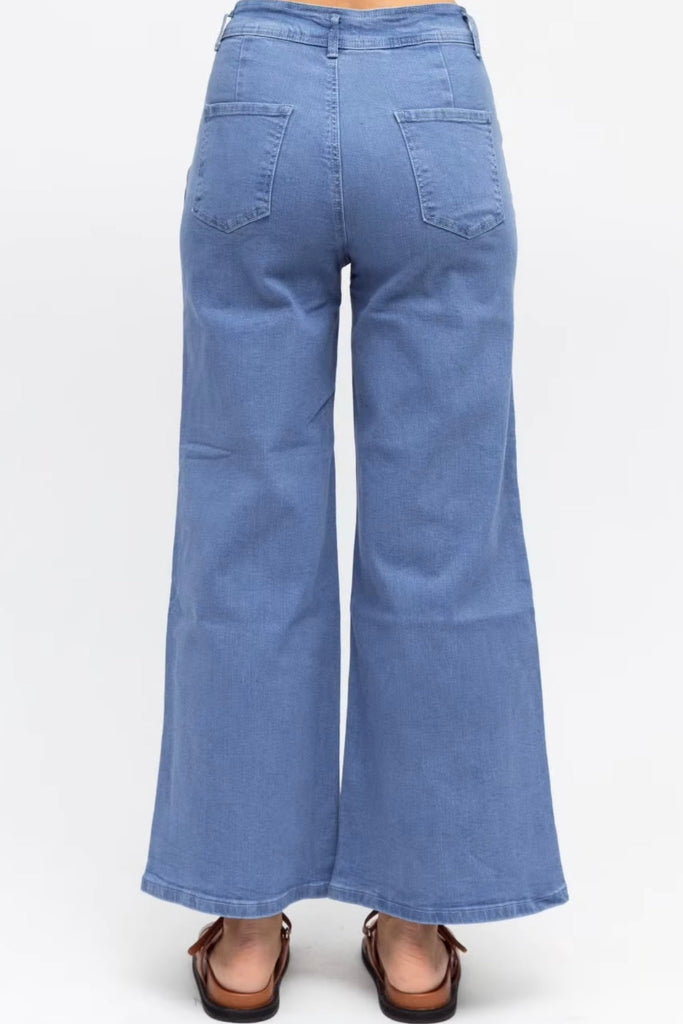 Madi pant - light wash blue-Pash + Evolve-Oh these are so good !! These are super high- waisted with in seam pockets at the front and normal pockets at the back. Featuring a wider- legged fit, these are incredibly stretchy and comfortable, in a mid weight denim. * Generous in size- go down one size these are super stretchy !!-Pash + Evolve