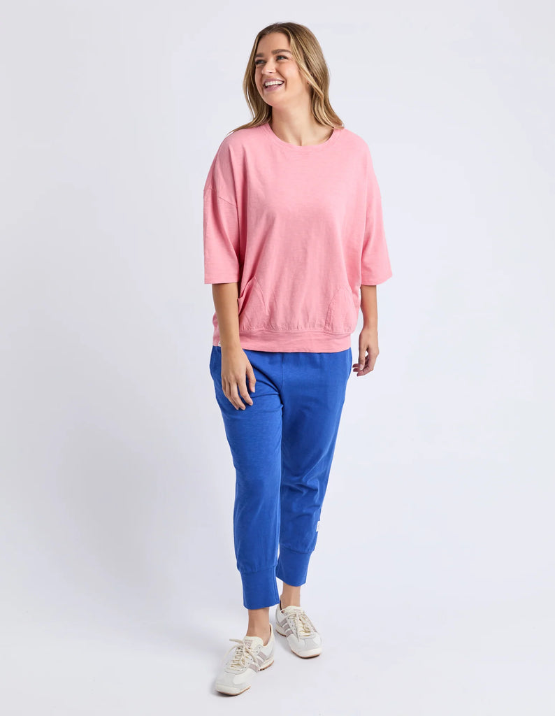 Mazie sweat - charm pink-Elm-The Mazie Sweat is the ideal blend of style and versatility. This oversized fit and 3/4 length sleeves allow plenty of room for movement. Made with a gorgeous lightweight Cotton fabric to make it ideal for layering. Best selling style Relaxed fit 3/4 length sleeves Pockets at the waistband 100% Cotton-Pash + Evolve
