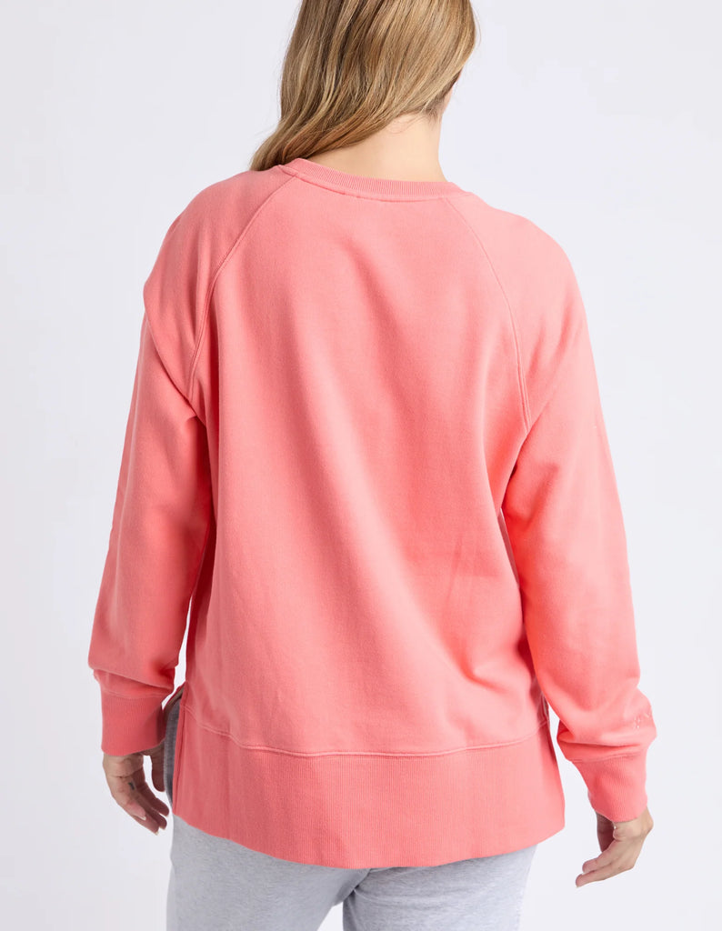 Melbourne crew - cosy coral-Elm-Designed from a classic Elm Crew, the new Melbourne Crew will be your new go-to casual jumper for every day. Featuring a scooped crew neckline, dropped raglan sleeve and splits at the hem, this relaxed-fitting crew is comfortable and stylish. Raglan sleeve Crew neckline Side hem splits Unbrushed Cotton fleece 100% Cotton Model is wearing a size 10-Pash + Evolve