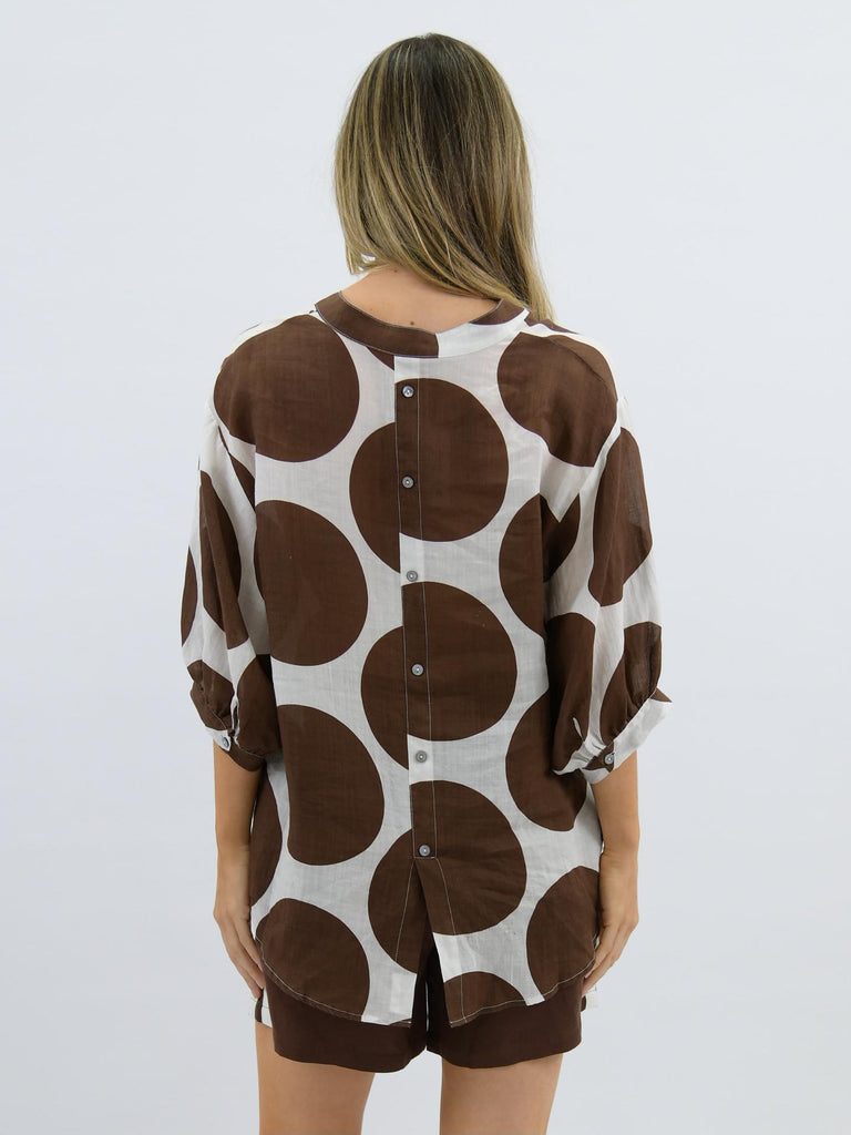 Nikola shirt - Chocolate spot-Pash + Evolve-Our best selling Nikola shirt, now in spots! This top is super easy to wear, and the most flattering fit on. Easily dress her up or down. * Button up front & back * Short sleeves * hi-low hemline * 100% Linen-Pash + Evolve