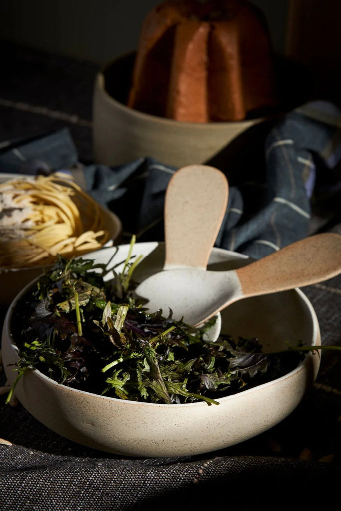 Salad bowl large - garden to table-Robert gordon-The love of the backyard lifestyle and all things homegrown has inspired our Garden To Table collection. The natural clay body with flecks of iron add charm, with subtle variations all part of the handcrafted process. May each piece inspire you to grow and enjoy your garden, however big or small. A NOTE FOR OUR CUSTOMERS: Garden To Table is a hand crafted range, using a high fired stoneware with iron flecks. At times, the iron flecks may appear to bleed in th