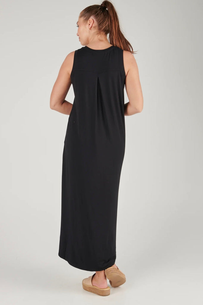 Sleeveless maxi dress - black-Pash + Evolve-Sleeveless Side Seam Pockets V-Neckline Maxi length Model Wearing: Small Fabrication: 95% Viscose 5% Elastane-Pash + Evolve