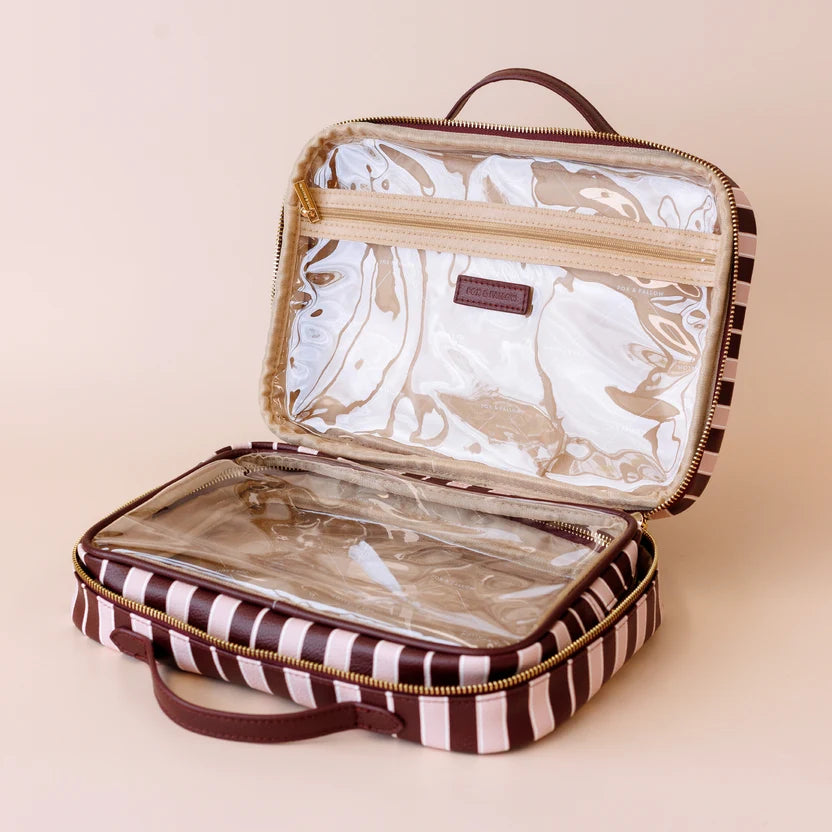 Sorrento Cosmetic Bag-Fox & Fallow-The bag of your dreams is here! With so many bonus features, you’ll be wondering where they’ve been all your life. The miracle pop out bag everyone’s been talking about. The ingenious removable clear bag is the true MVP here: it pops out of the main bag and it’s perfect for all your makeup & skincare essentials so you can find them easily through the clear plastic sides. Take it out and use it for your daily makeup & skincare routine or separately at airport security so y