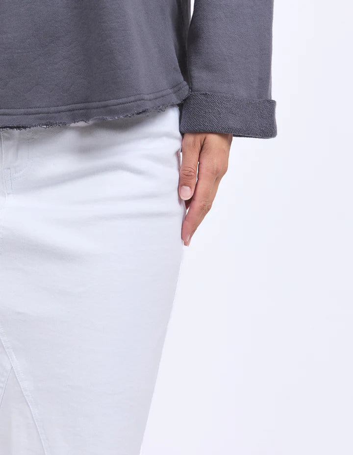 Spencer crew - charcoal-Foxwood-Relaxed and timeless, the new Spencer Crew from Foxwood Clothing comes from a long-line of Foxwood best selling fleece crews. The Spencer adds a relaxed spin to dressing with a wider sleeve featuring a rolled cuff and a slightly oversized fit for the ultimate in comfort. Relaxed fit Raw edge detail Rolled sleeve cuff 100% Cotton Model is wearing a size 10-Pash + Evolve