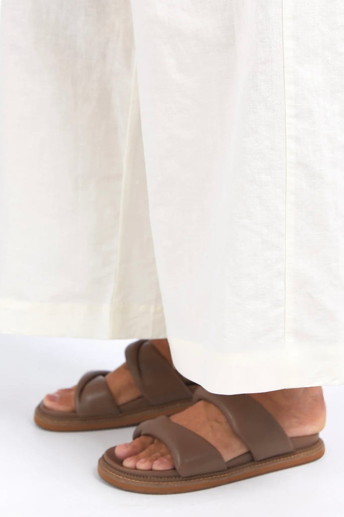 Stevie Pant - Marshmallow-Elm-The Stevie Pant features material in a soft and superior drape and a wide leg silhouette. Pair with basic tees or a button up top to achieve an effortlessly elevated look. Wide leg Elastic waist with tie Soft & superior drape Linen Viscose-Pash + Evolve