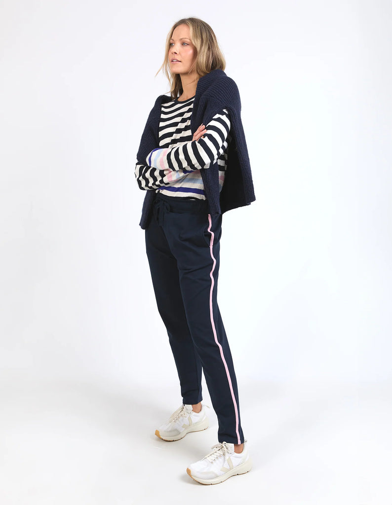 Ultra Lounge Pant - Navy-Elm-Ever felt like being ultra relaxed? The ultra lounge pant is exactly that, the ultimate in comfort loungewear. Pop these on with your favourite snuggly jumper and curl up with a good book or add your runners and head out for a walk in classic Elm style. Elastic waist and pockets Tapered leg Best seller French Terry Cotton Elastane Model is wearing a size 10-Pash + Evolve