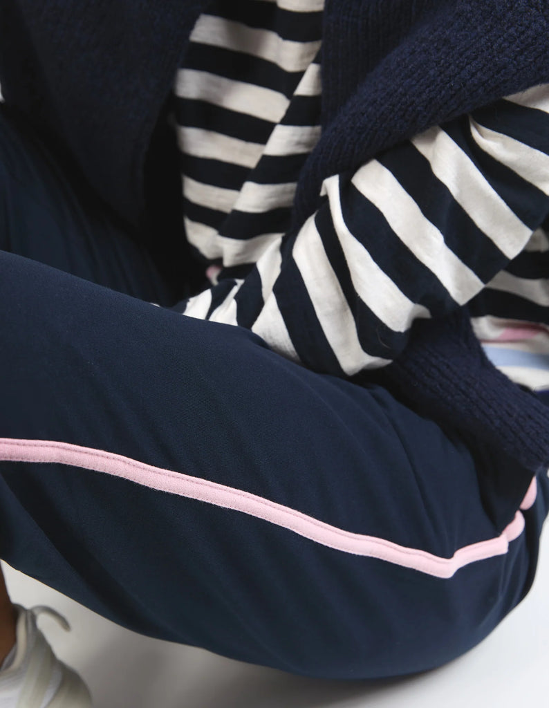 Ultra Lounge Pant - Navy-Elm-Ever felt like being ultra relaxed? The ultra lounge pant is exactly that, the ultimate in comfort loungewear. Pop these on with your favourite snuggly jumper and curl up with a good book or add your runners and head out for a walk in classic Elm style. Elastic waist and pockets Tapered leg Best seller French Terry Cotton Elastane Model is wearing a size 10-Pash + Evolve
