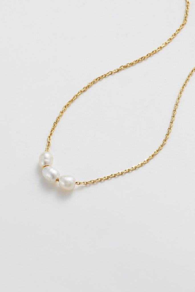 Mini pearl necklace - gold