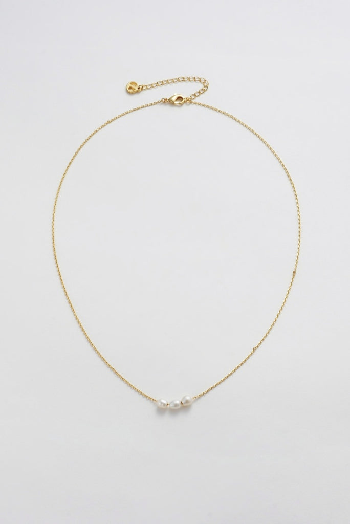 Mini pearl necklace - gold